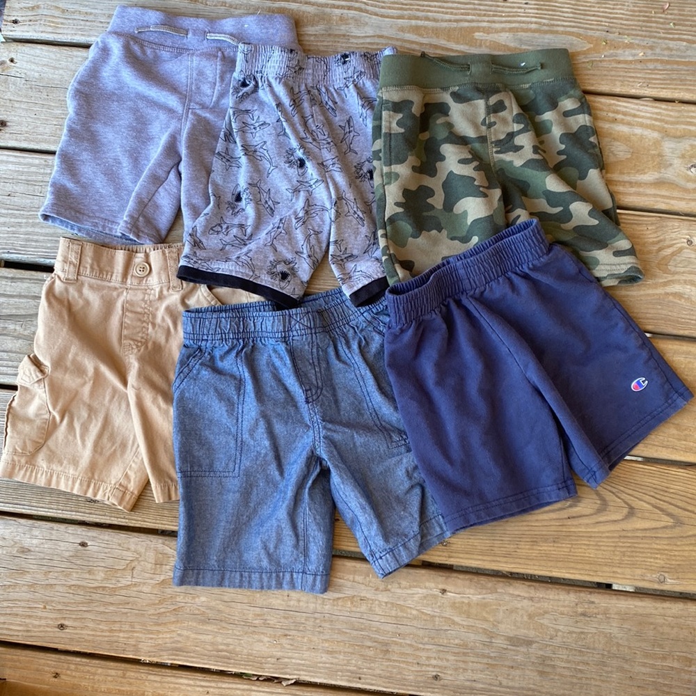 Boys size 4T lot of shorts